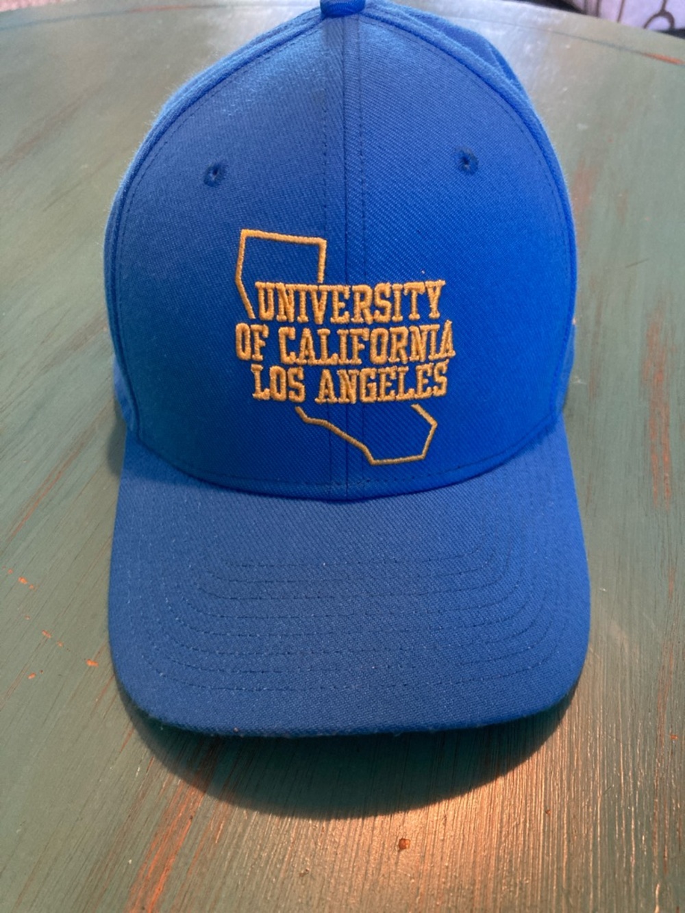 UCLA Bruins hat